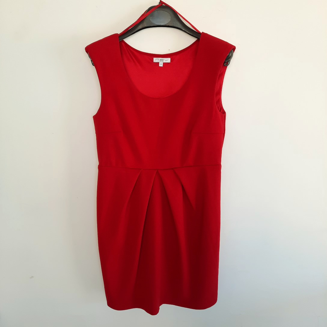 Robe rouge classique chic LOOK T 40 Très bon état -  reconditionné disponible sur Label Emmaüs